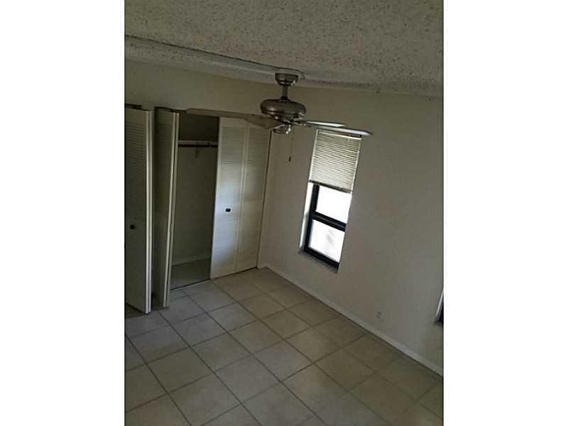 CLUB HOUSE COVE CONDO - Residential Lease