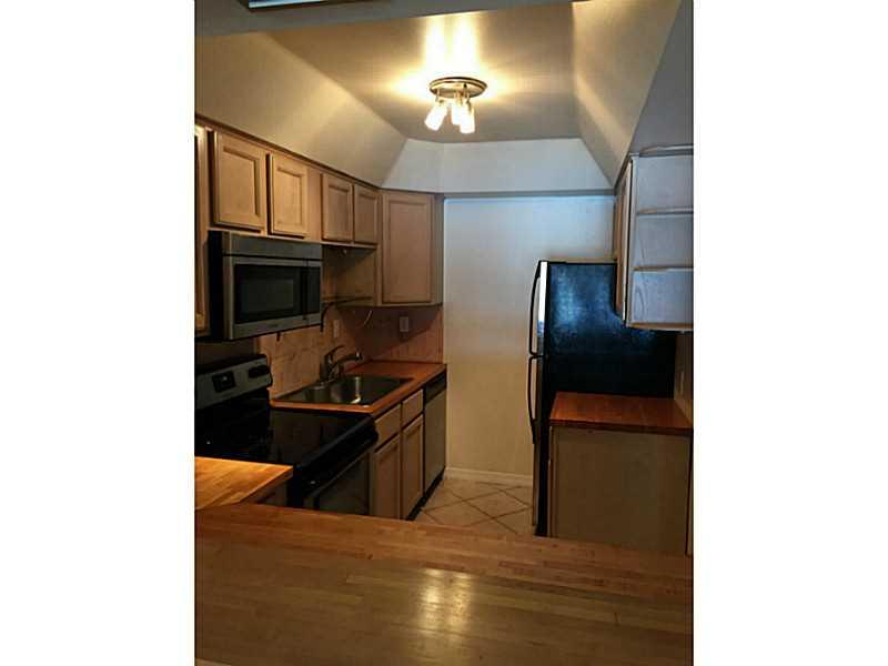 CLUB HOUSE COVE CONDO - Residential Lease