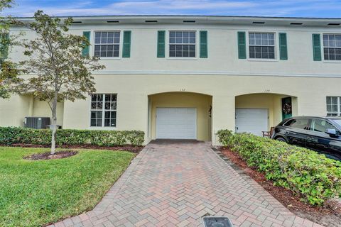 132 SW 7th Ct Pompano Beach FL 33060