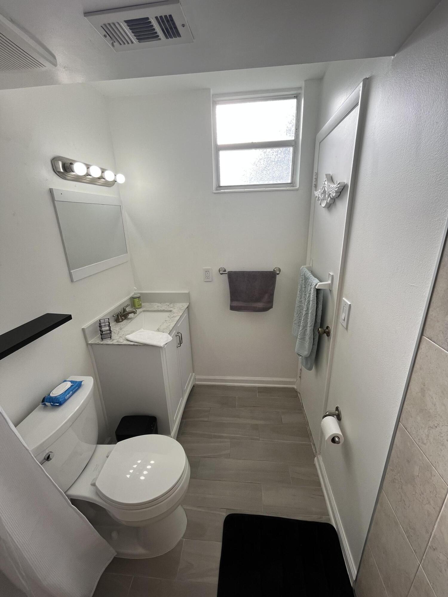 BOCA TEECA CONDO 4 - Residential Lease