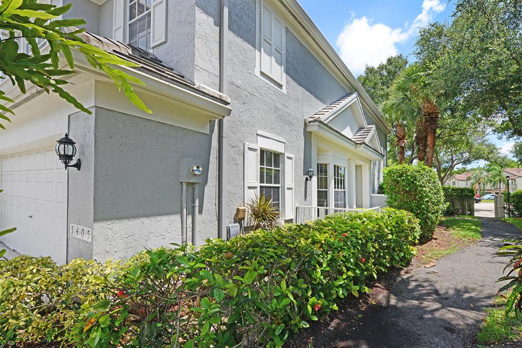 FAIRFIELD AT BOCA - Residential