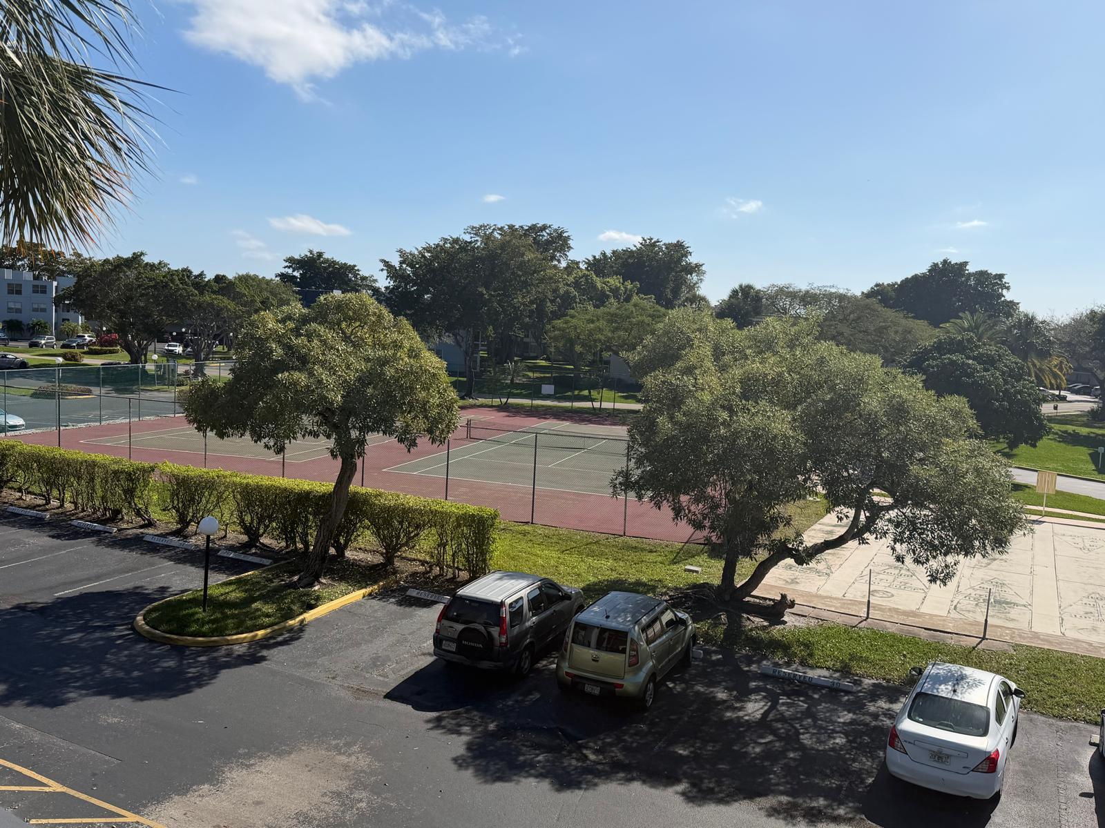 Lime Bay Condo 7 - Residential Lease