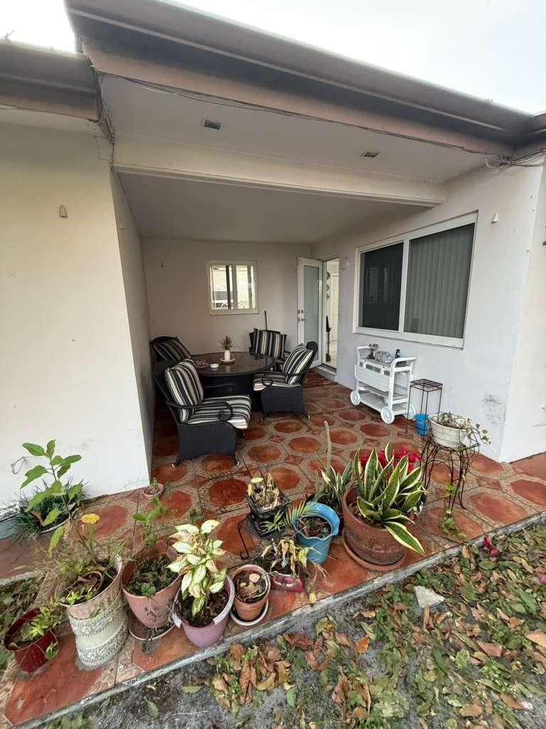 North Andrews Gardens 2nd - Residential Lease