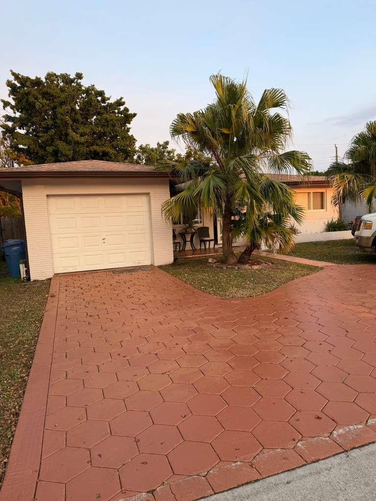 North Andrews Gardens 2nd - Residential Lease