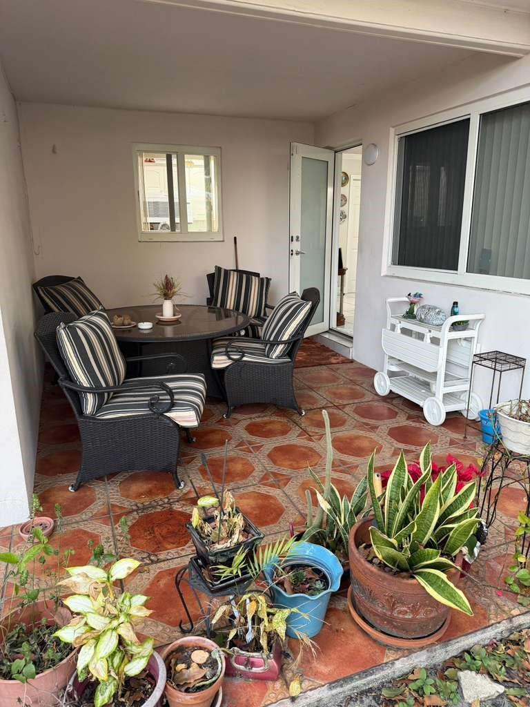 North Andrews Gardens 2nd - Residential Lease