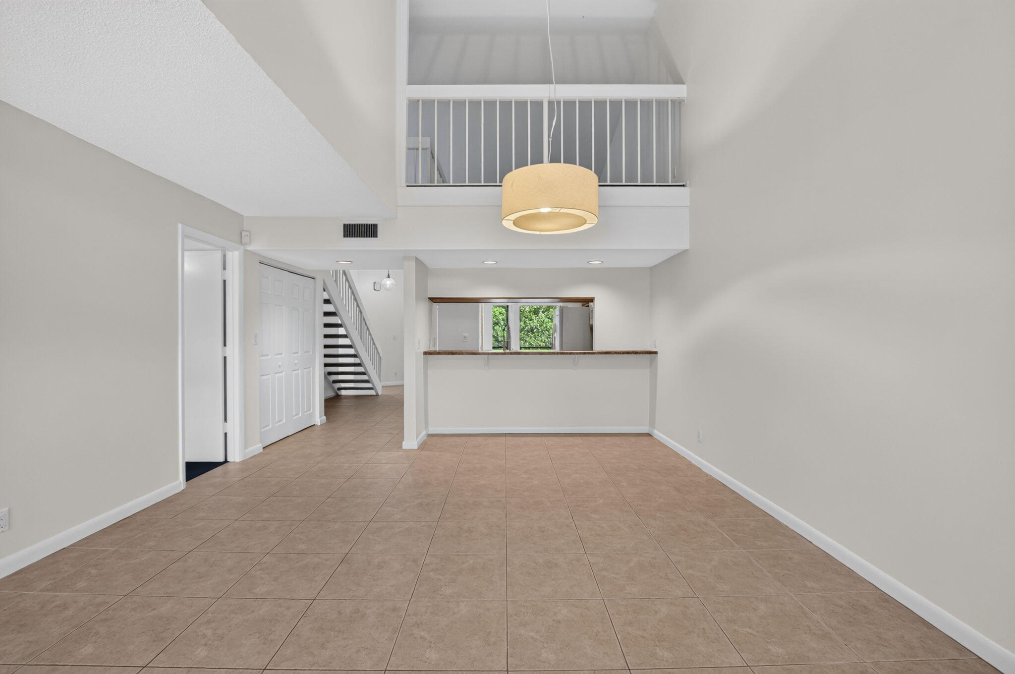 1400 NW 9TH Avenue D-29
