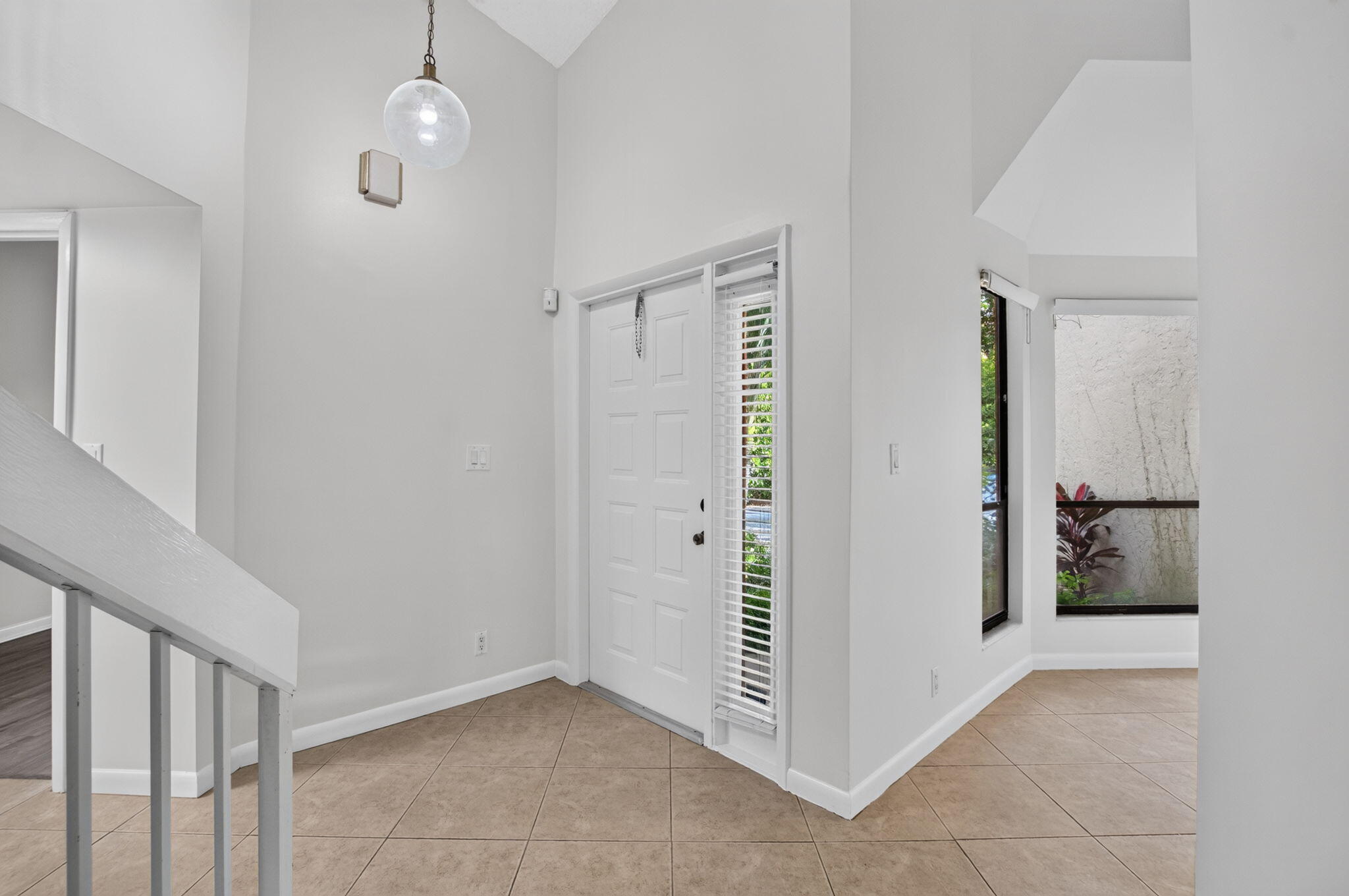 1400 NW 9TH Avenue D-29