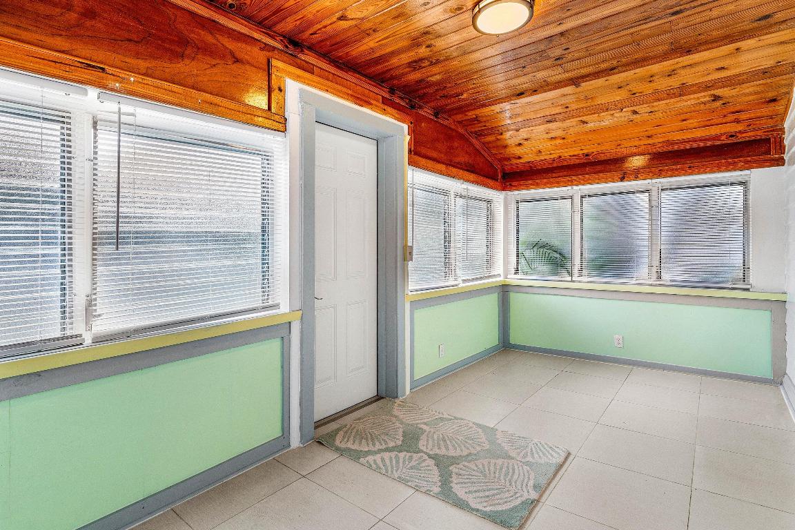 Town of Lake Worth - Residential Lease