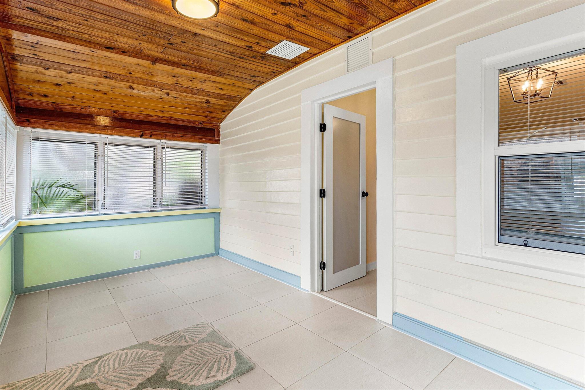 Town of Lake Worth - Residential Lease