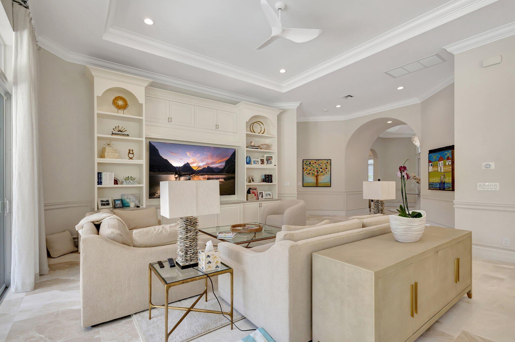 MIRASOL PAR 16 - Residential