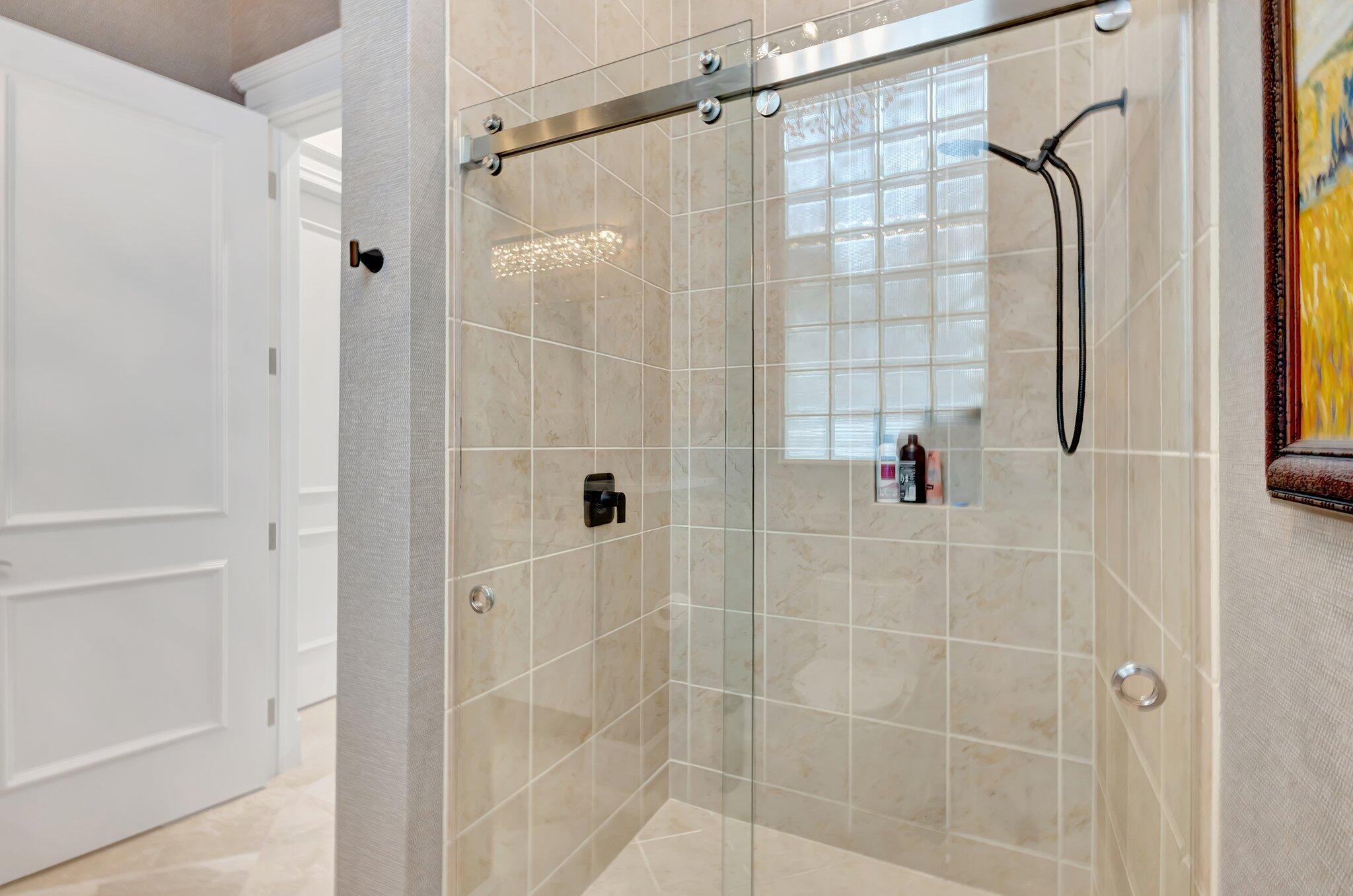 MIRASOL PAR 16 - Residential