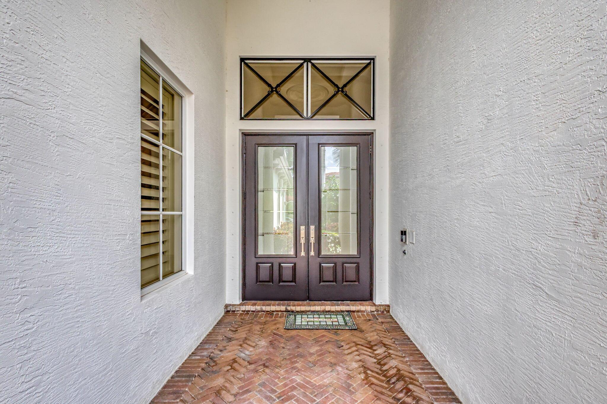 MIRASOL PAR 16 - Residential