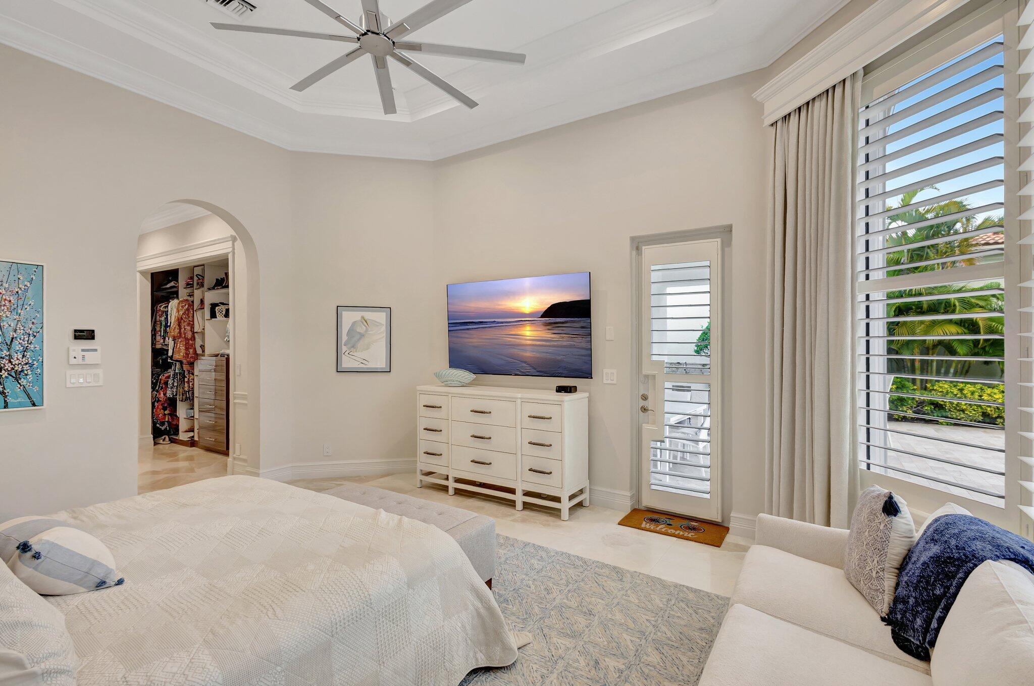 MIRASOL PAR 16 - Residential