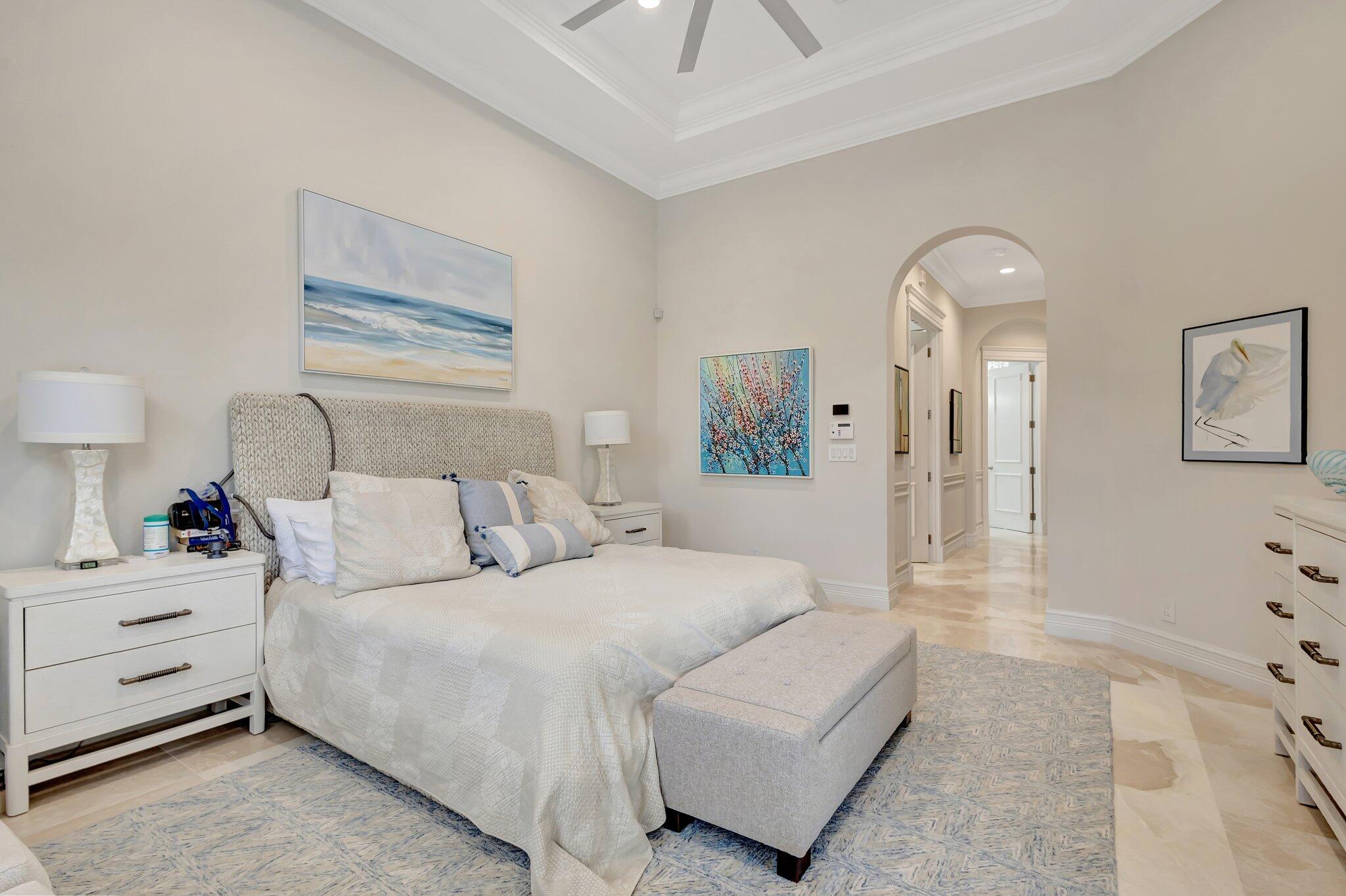 MIRASOL PAR 16 - Residential