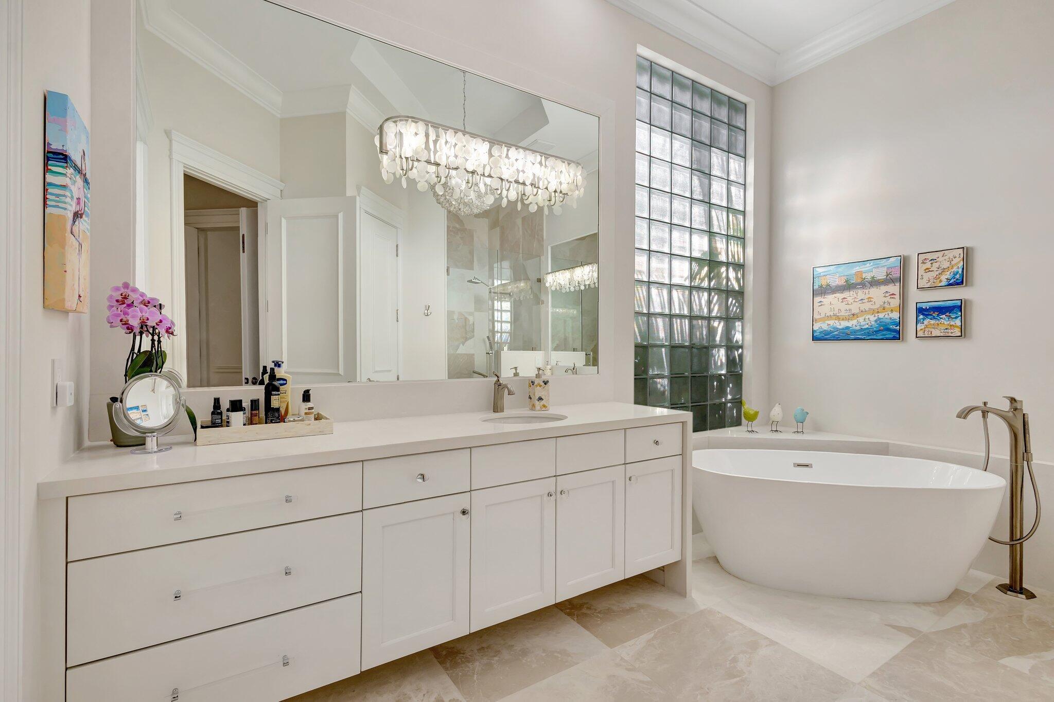 MIRASOL PAR 16 - Residential