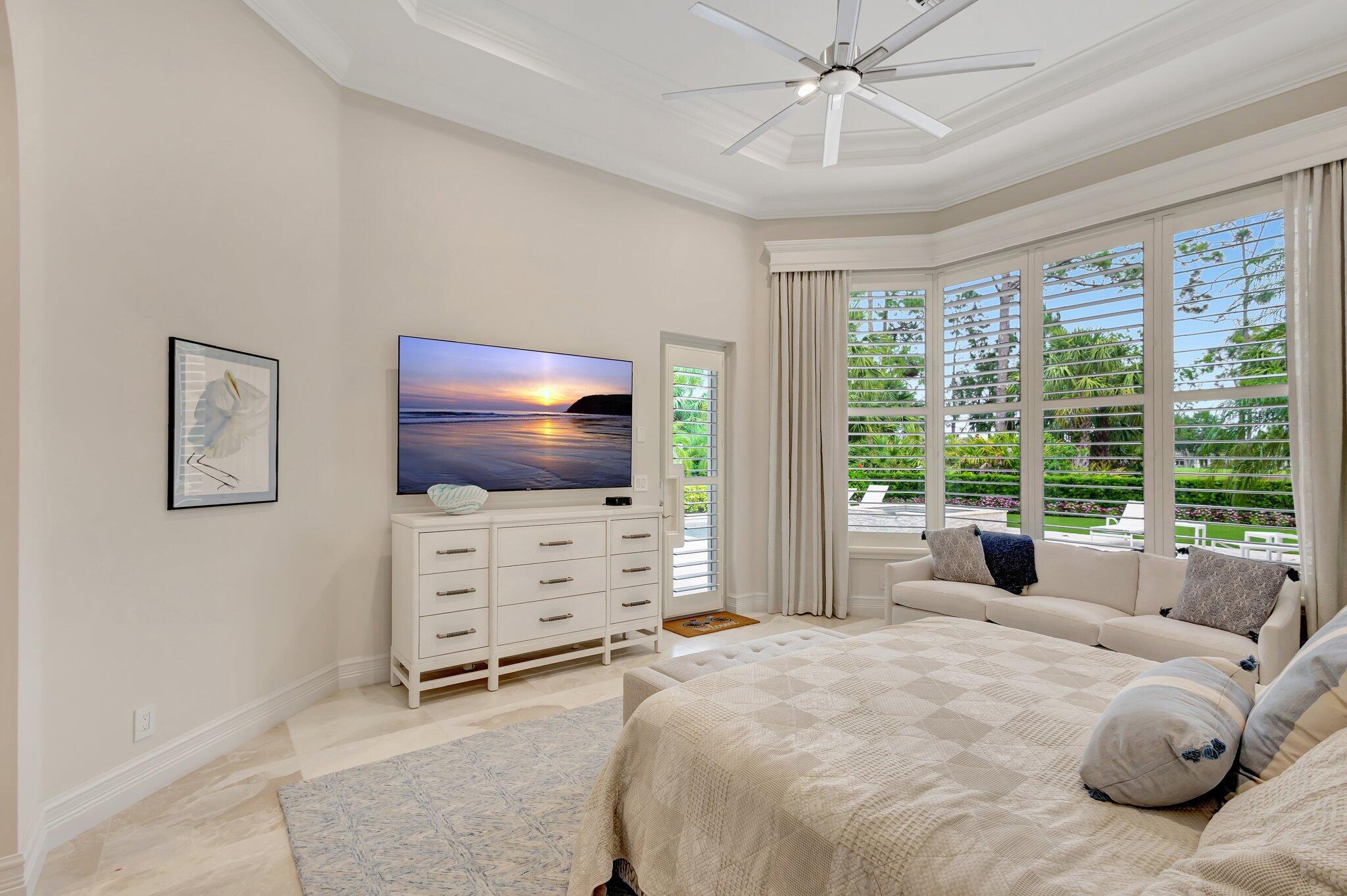 MIRASOL PAR 16 - Residential