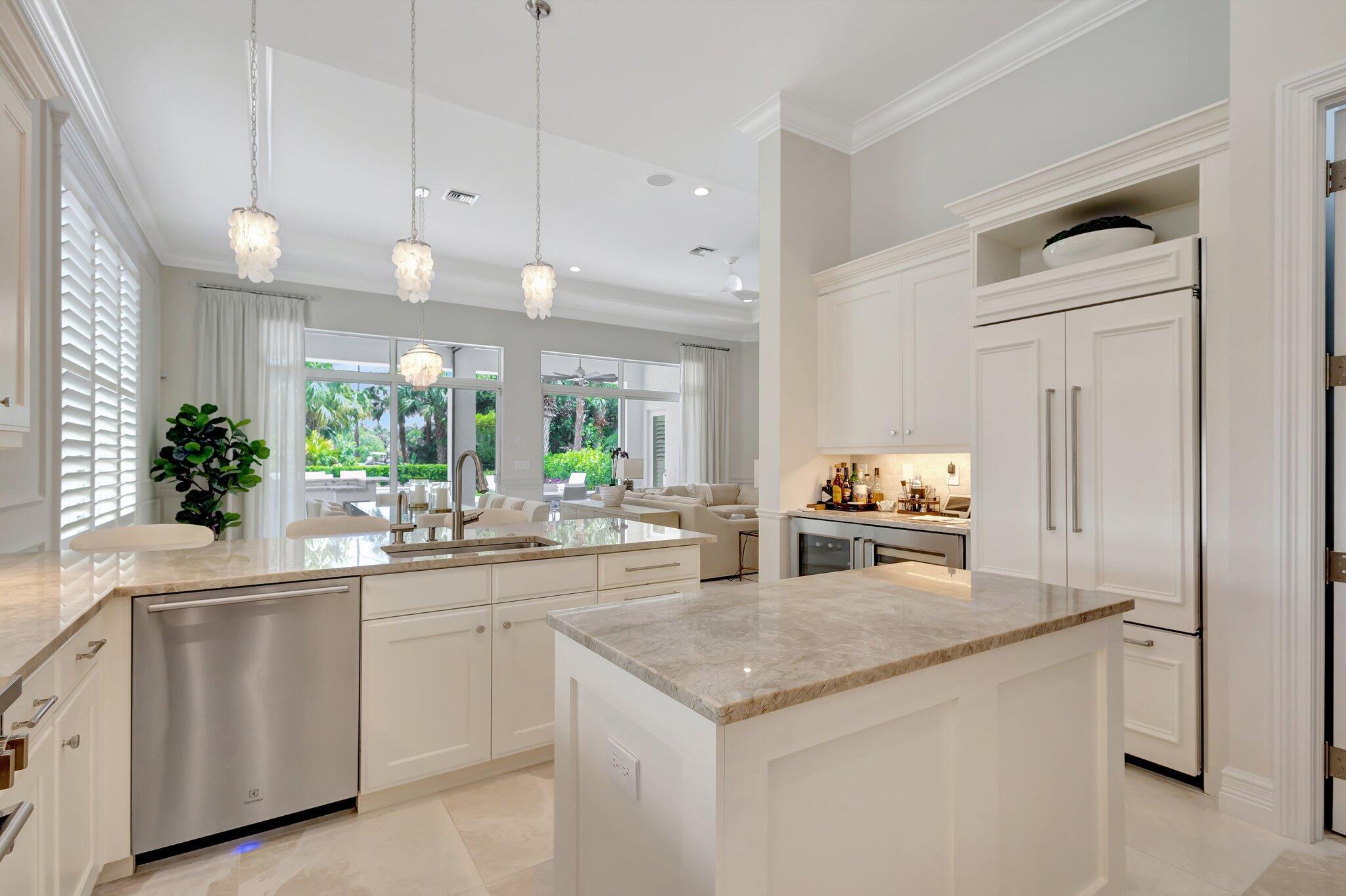 MIRASOL PAR 16 - Residential