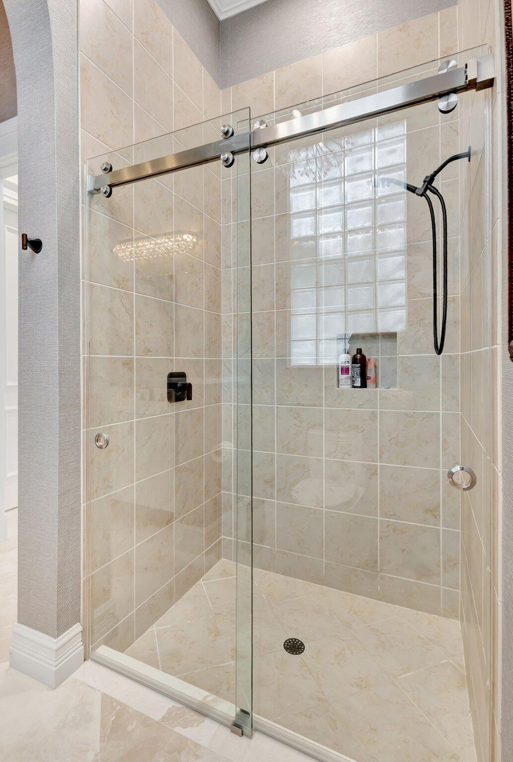 MIRASOL PAR 16 - Residential