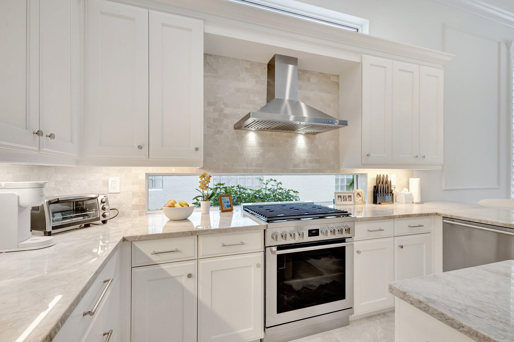 MIRASOL PAR 16 - Residential