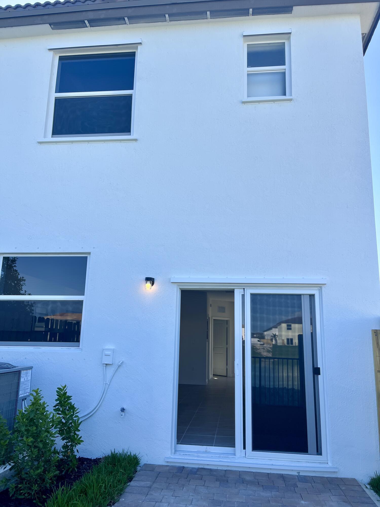 LAGOS AT ALTAMIRA - Residential Lease