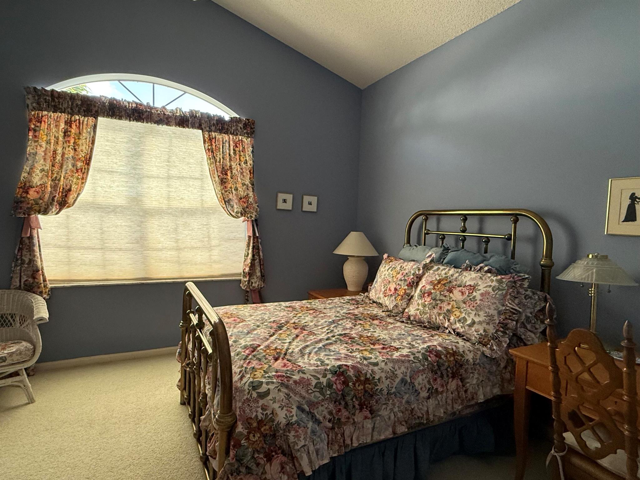 BREAKERS WEST 13, The Col - Residential