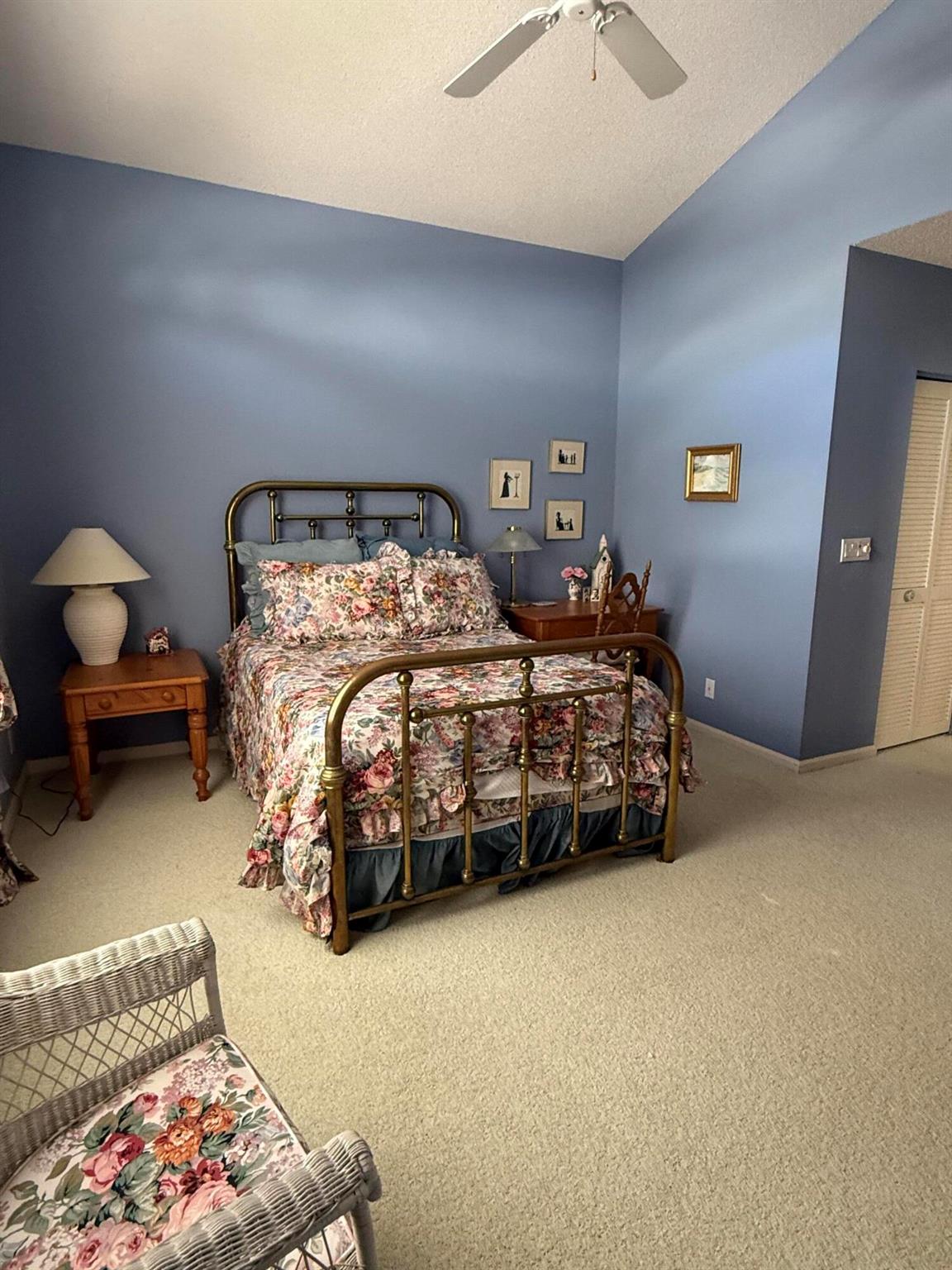 BREAKERS WEST 13, The Col - Residential