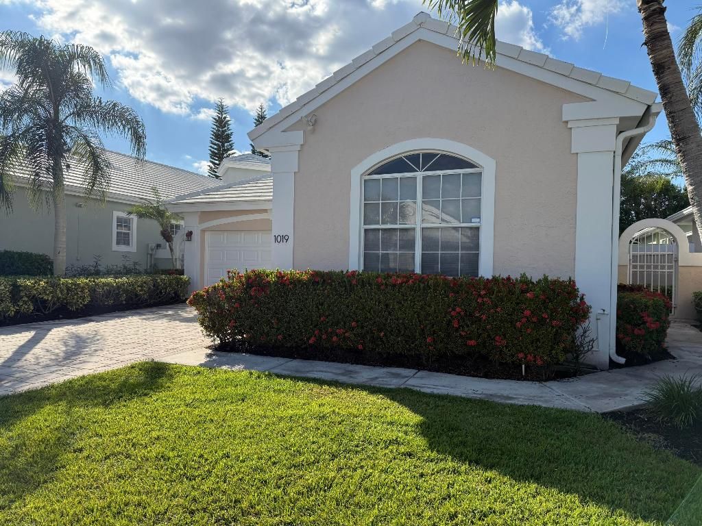Photo of 1019 Lytham Court, West Palm Beach, FL 33411 (MLS # R11141794)