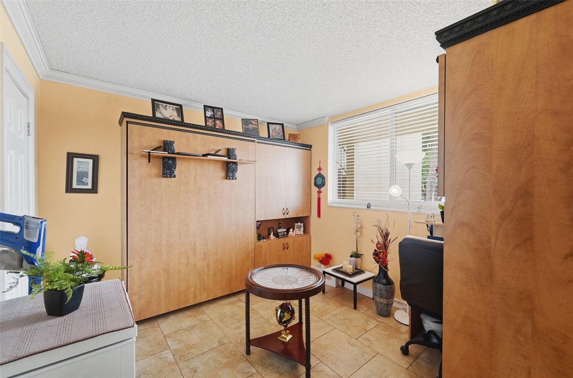 Bermuda Club - Residential