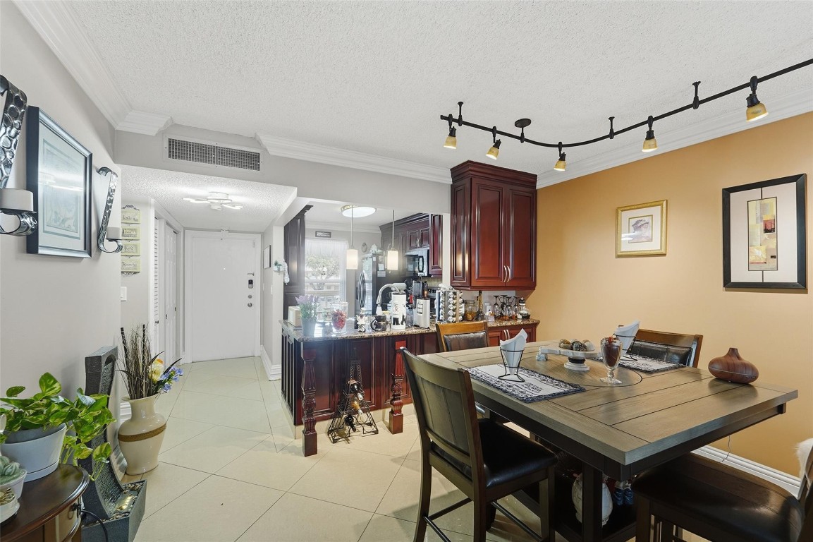 Bermuda Club - Residential