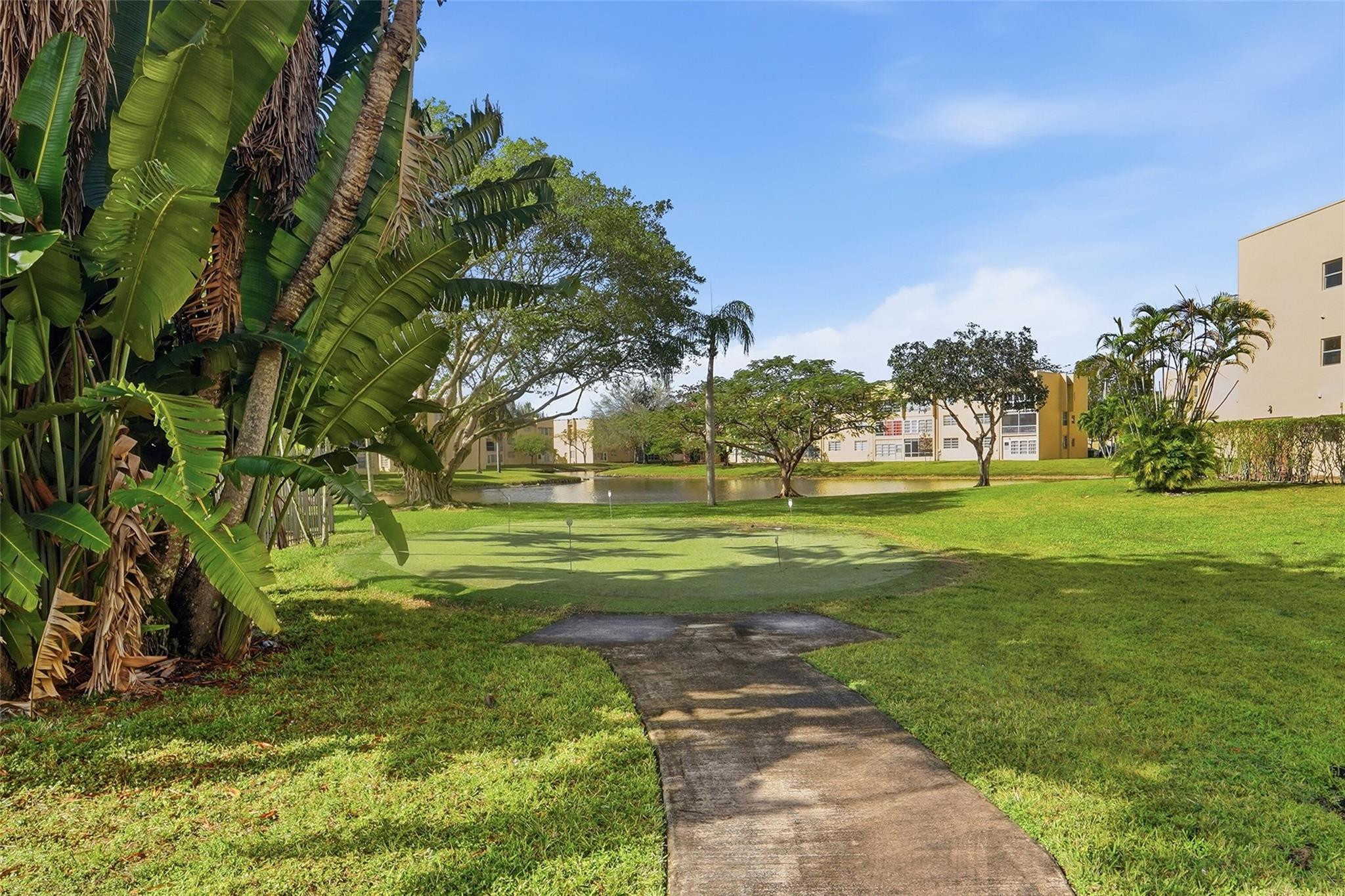 Bermuda Club - Residential