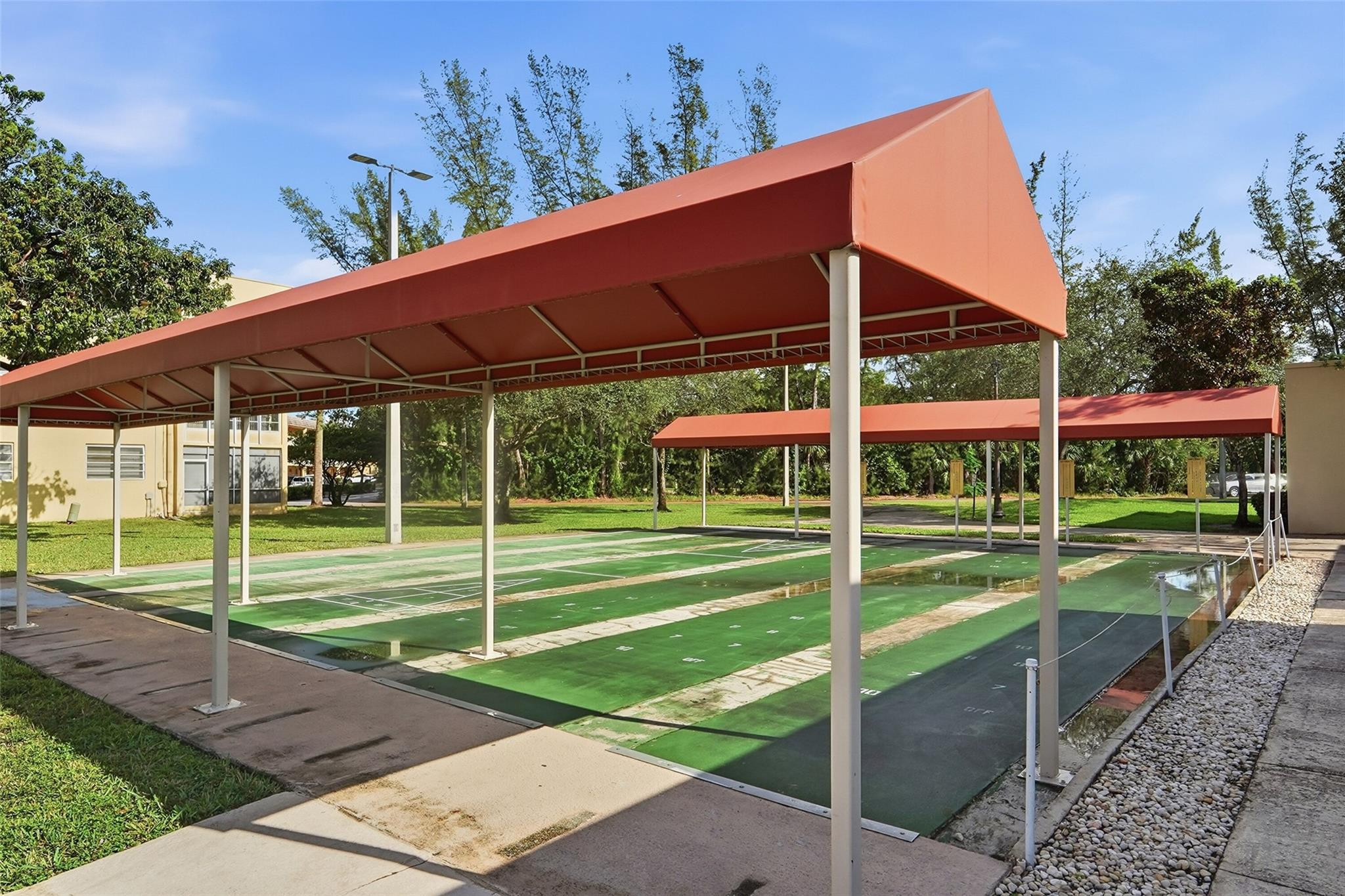 Bermuda Club - Residential