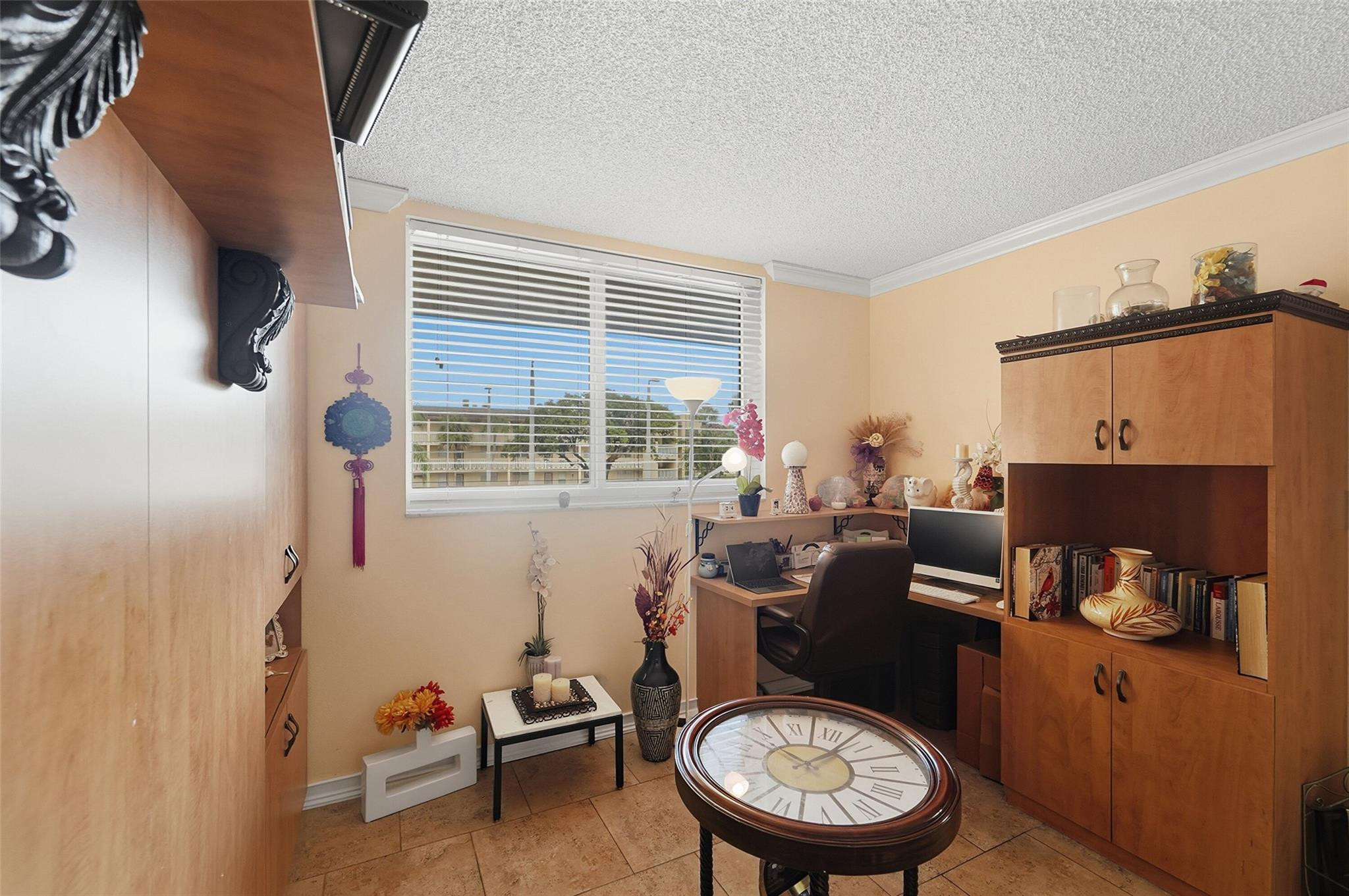 Bermuda Club - Residential