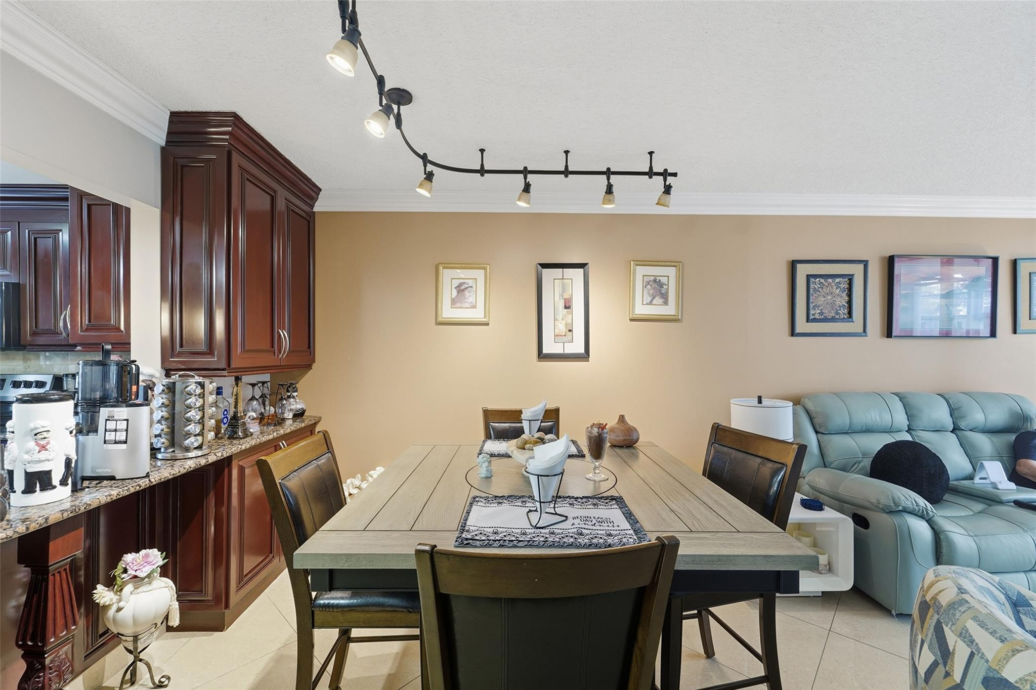 Bermuda Club - Residential