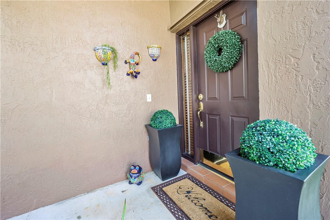 Arboretum 148-22 B - Residential