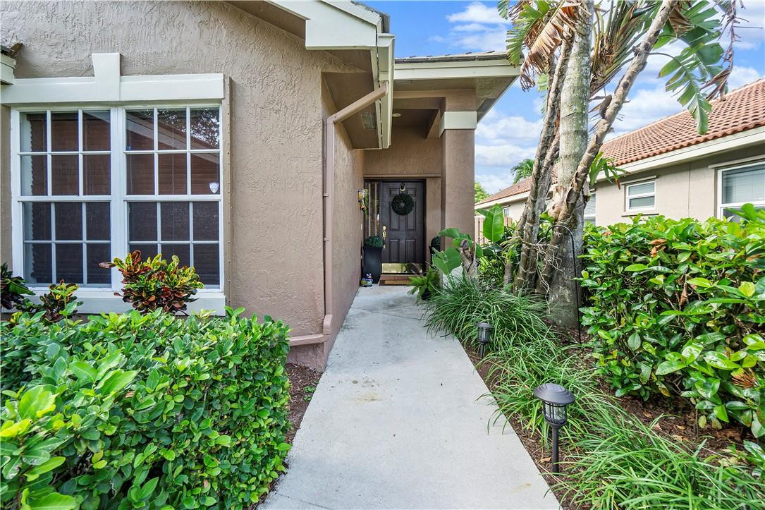 Arboretum 148-22 B - Residential