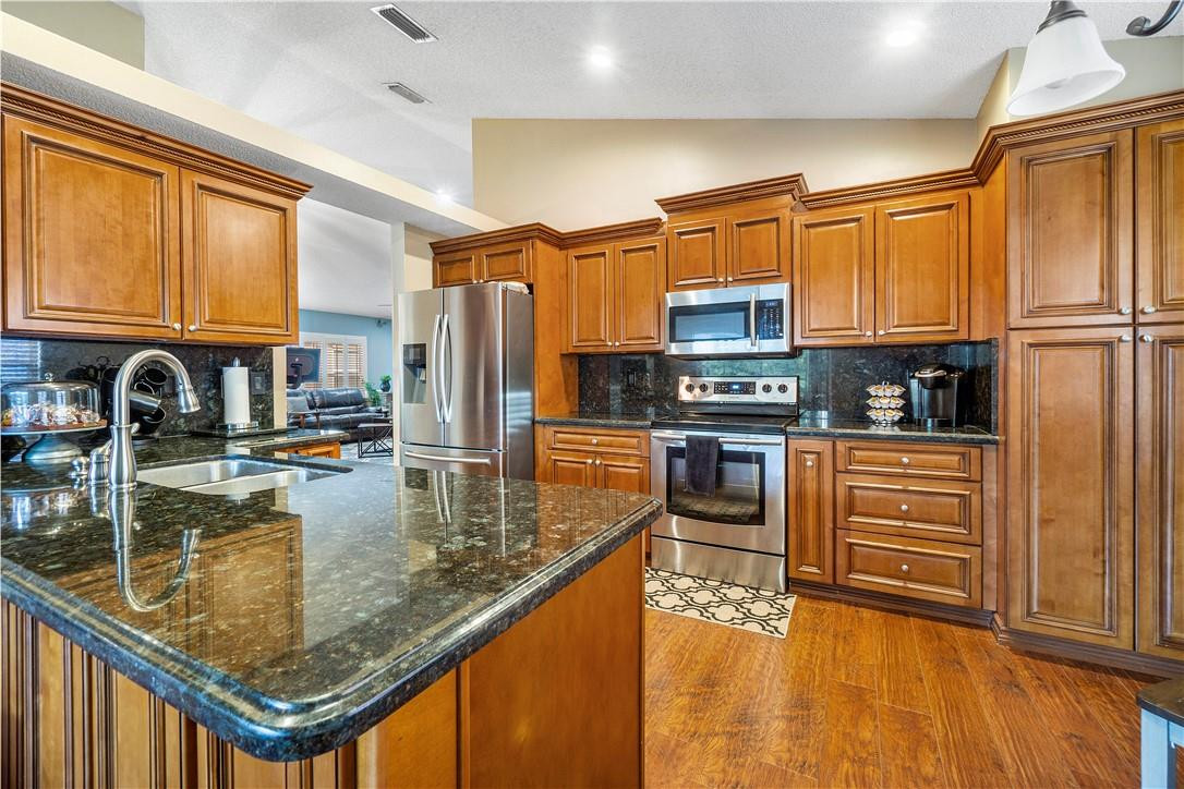 Arboretum 148-22 B - Residential