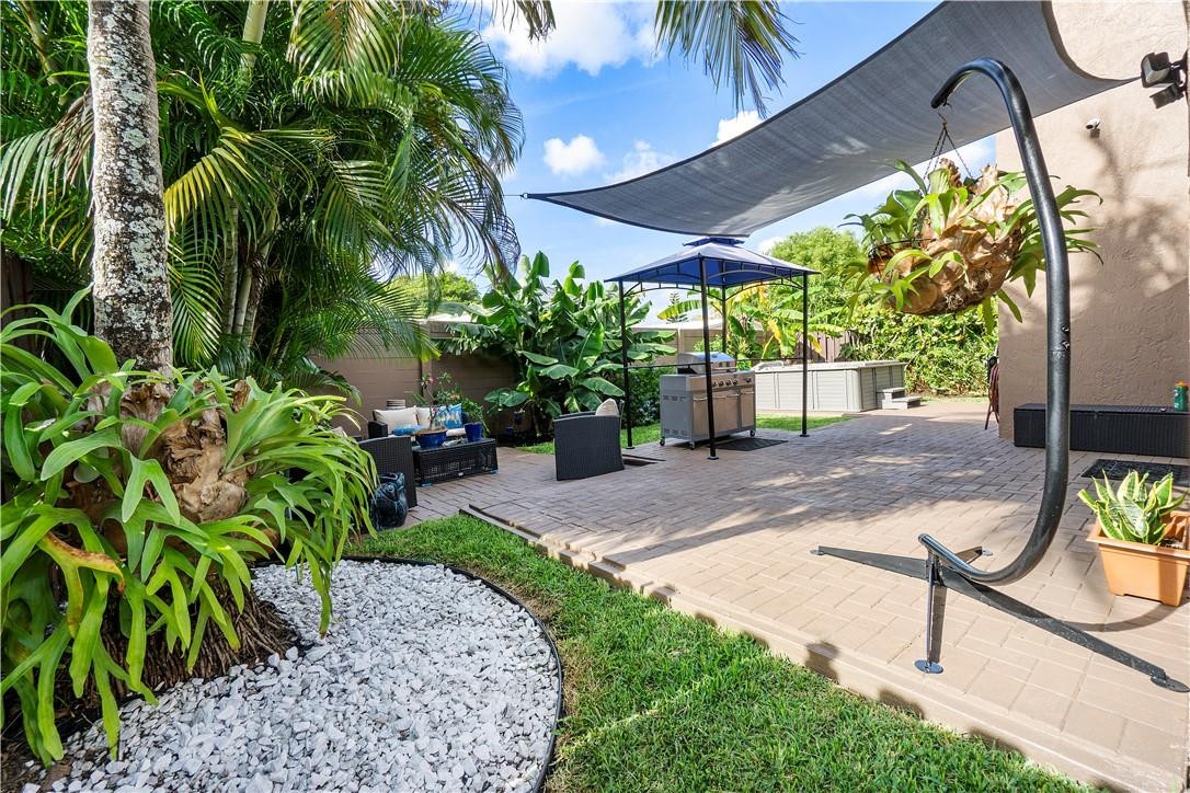 Arboretum 148-22 B - Residential