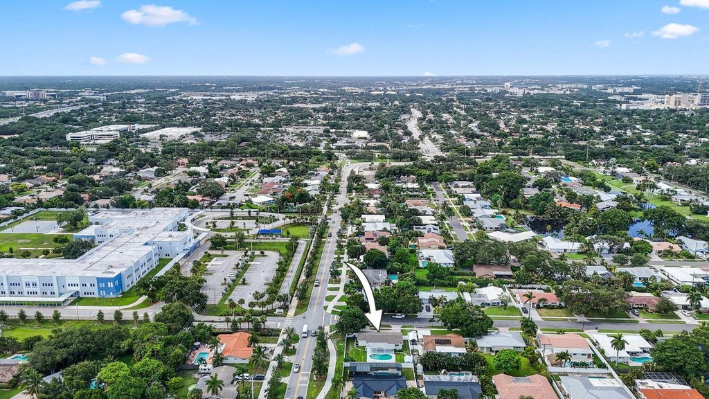 Photo of 1198 SW 3rd Street, Boca Raton, FL 33486 (MLS # R11009581)