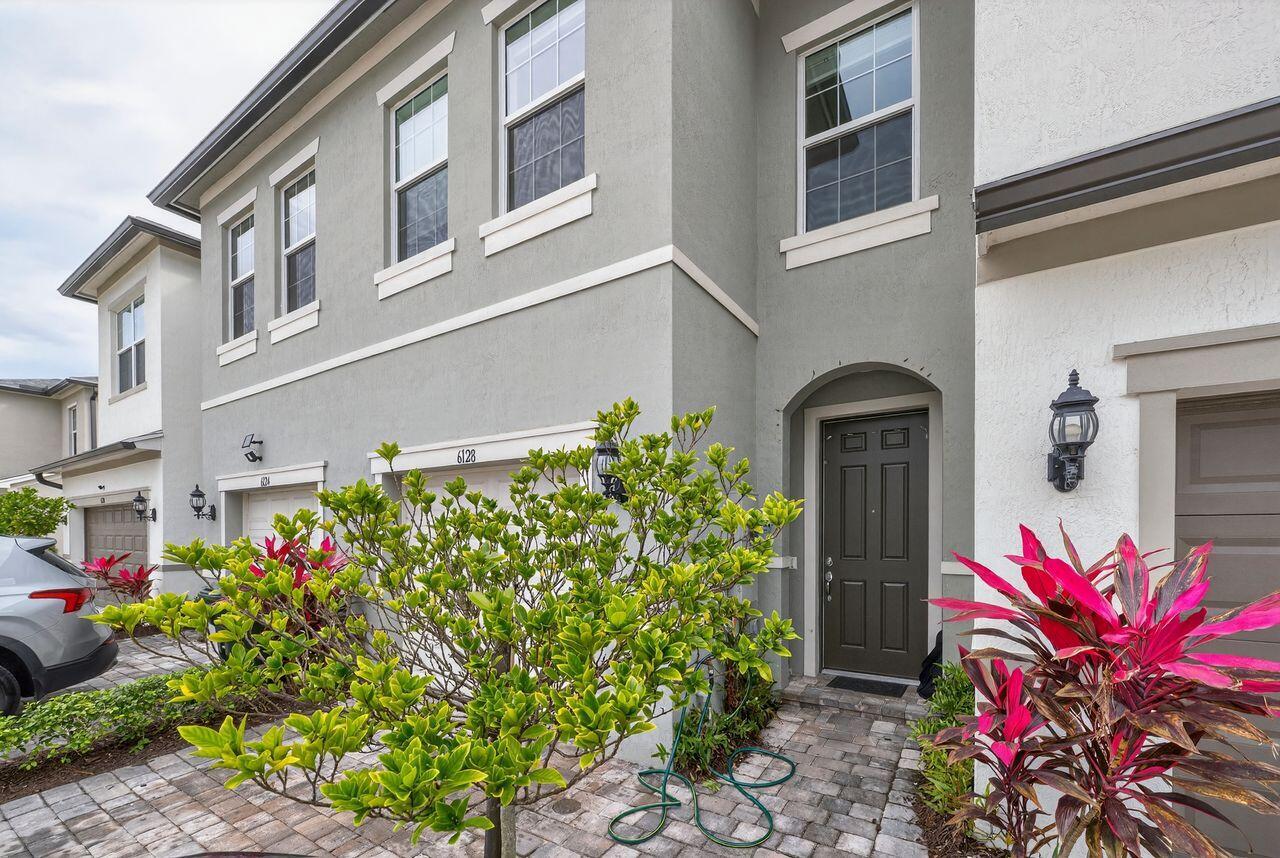 RANCHETTE ROAD TOWNHOMES - Residential