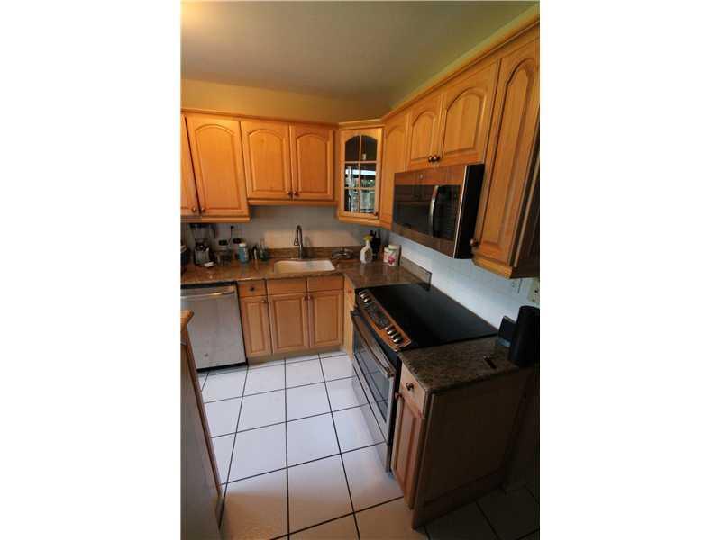 GARDENS NORTH #6 CONDO - Residential Lease