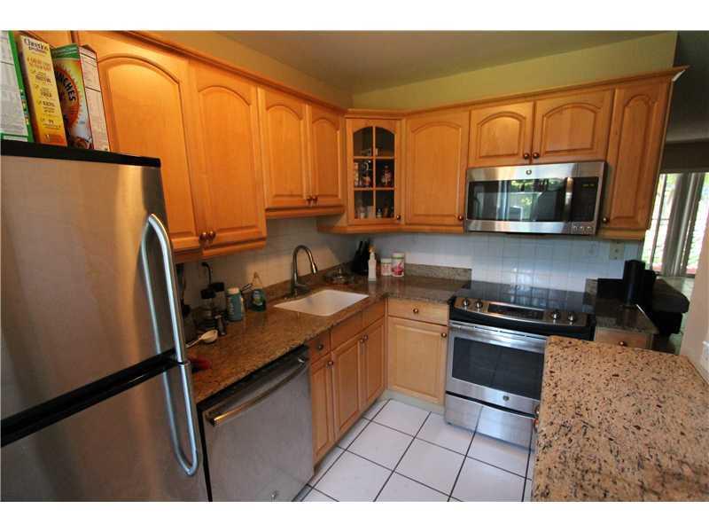 GARDENS NORTH #6 CONDO - Residential Lease