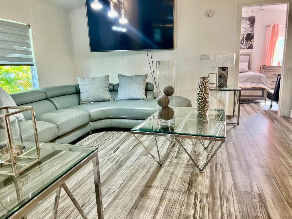 DEERFIELD LAKE - Residential