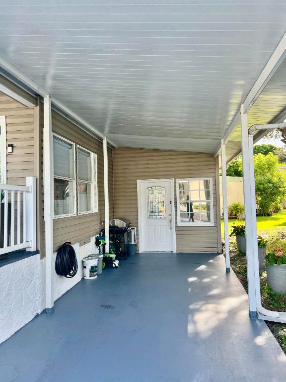 DEERFIELD LAKE - Residential