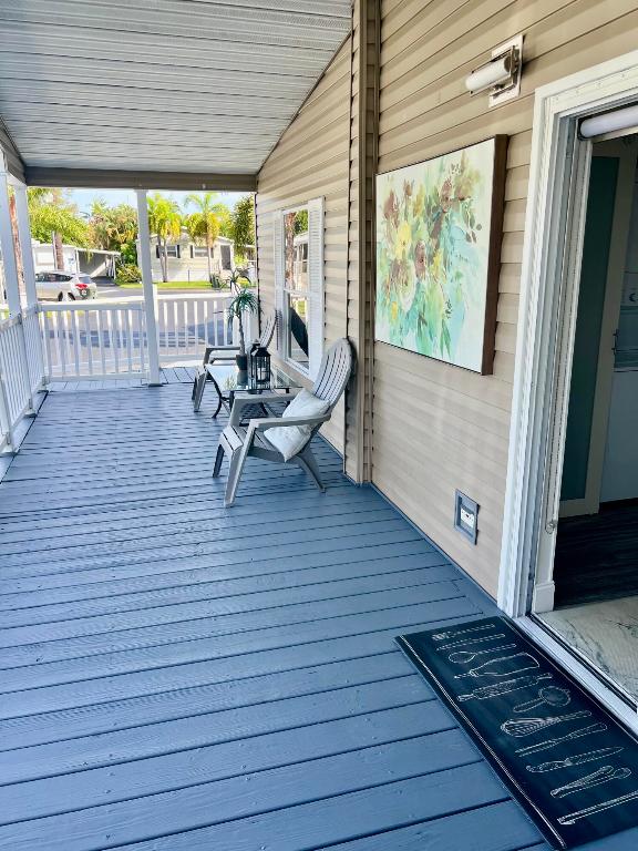 DEERFIELD LAKE - Residential