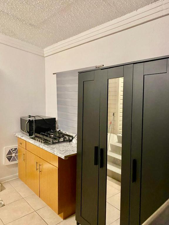 DEERFIELD LAKE - Residential