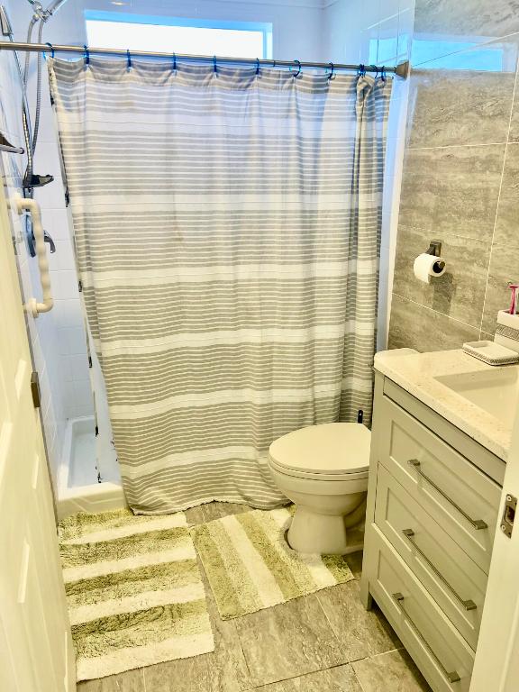 DEERFIELD LAKE - Residential