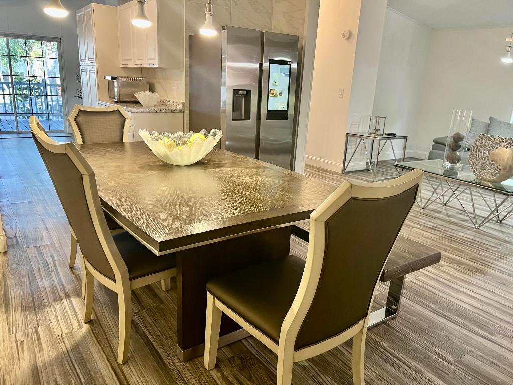 DEERFIELD LAKE - Residential