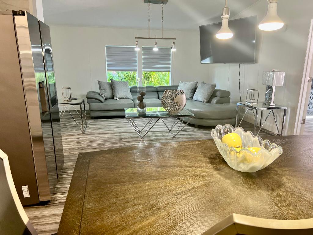 DEERFIELD LAKE - Residential