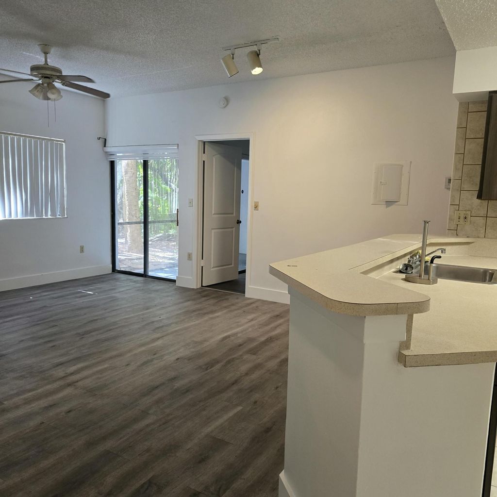 Photo of 2445 SW 18th Terrace #902, Fort Lauderdale, FL 33315 (MLS # B26032141)