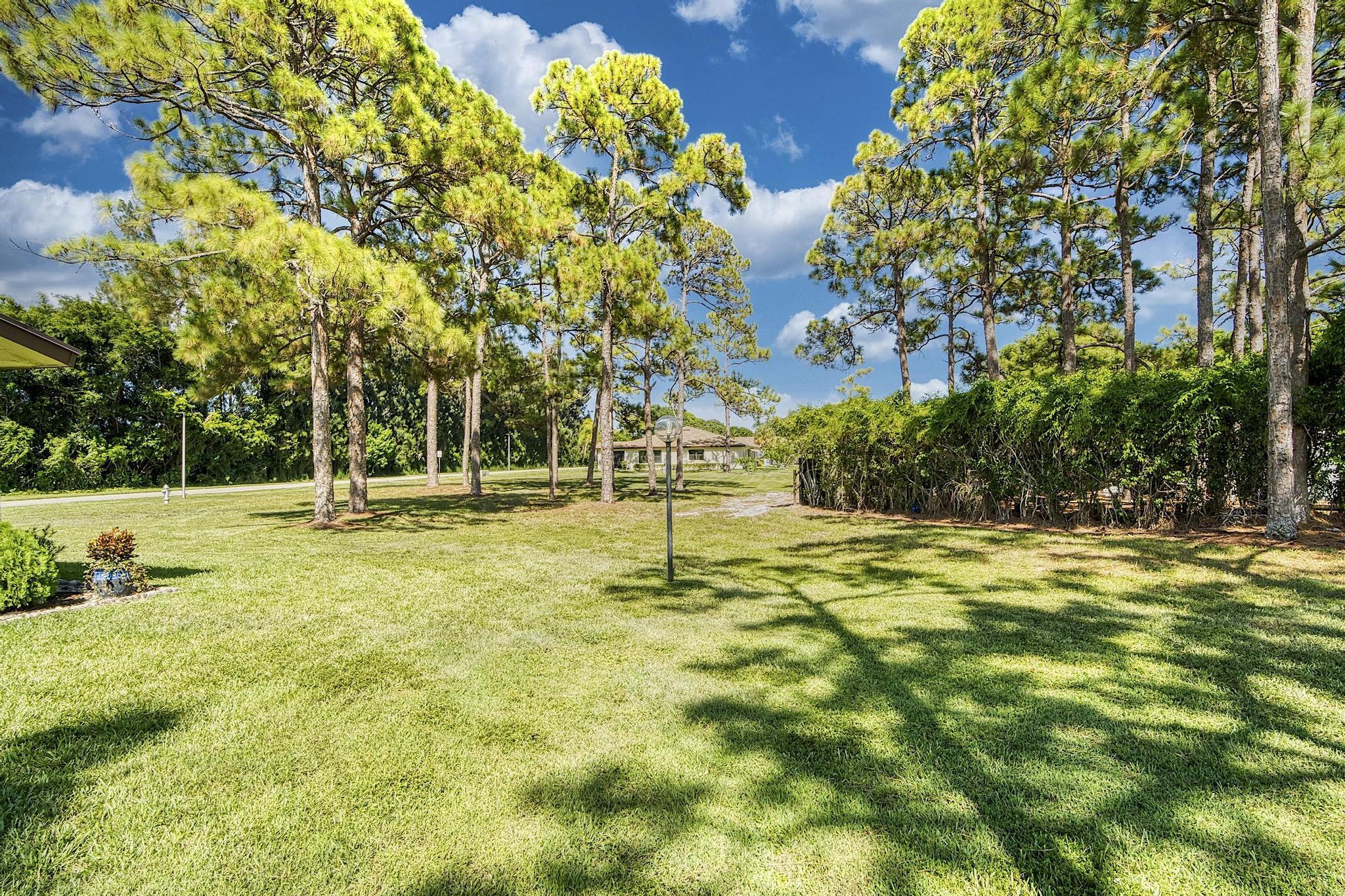 HIGH POINT OF DELRAY WEST CONDO SEC 3 - Residential